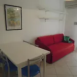 Apartman Comfortable Overlooking The Sea