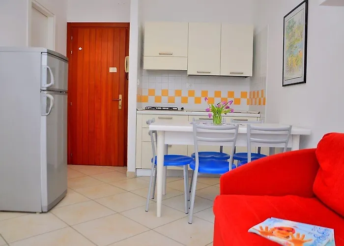 شقة Comfortable Overlooking The Sea