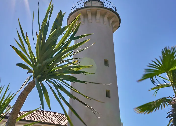 Comfortable Overlooking The Sea شقة *