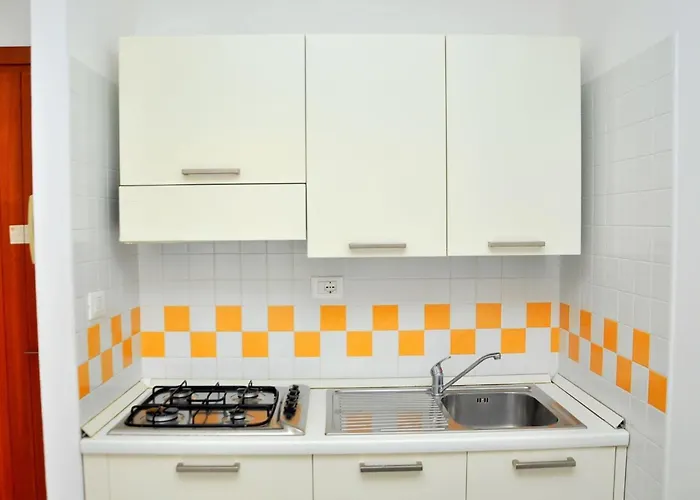 Comfortable Overlooking The Sea Apartman *